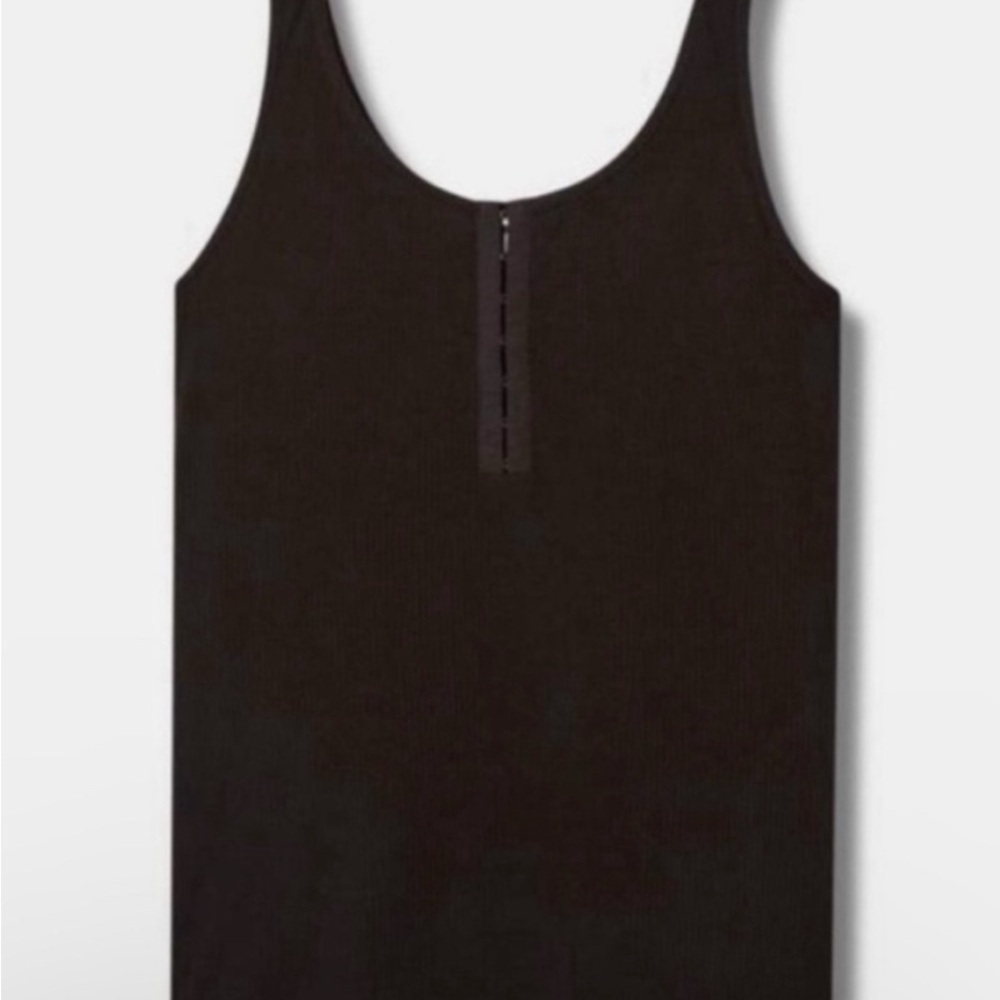 🆕 Black Rib Scoop Neck Hook And Eye Tank Top 1 1X 14 16 NWT Torrid New! - Picture 4 of 5